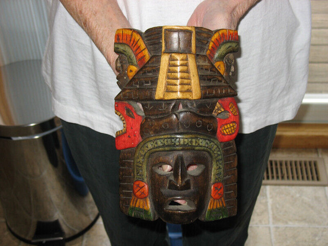 2 masques décoratifs dans Art et objets de collection  à Ouest de l’Île - Image 2