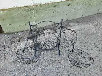 Metal Hanging Baskets, View more