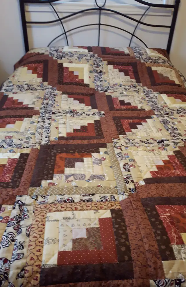 Handmade Quilts in Bedding in Moncton - Image 3