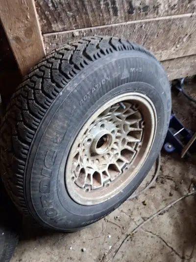 P205/75R15