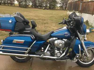 OBO, cash is king, NO TRADES 101,500kms Second owner 10 years. Oil changed every 5,000km with synthe...