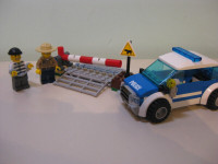 Lego City Police Patrol Car (complete with manual)