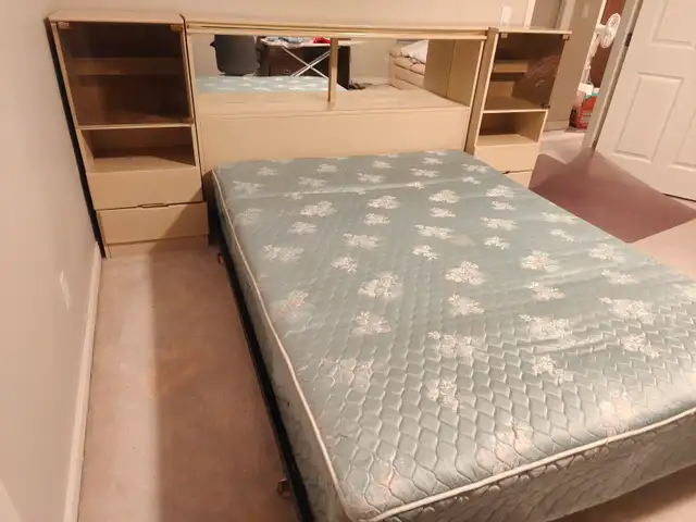 ★★QUEEN BED WITH WHITE HEADBOARD★★ in Beds & Mattresses in Delta/Surrey/Langley - Image 3