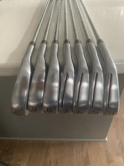 Taylormade p790 irons, View more