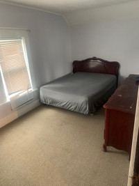 Furnished Master Bedroom, May 1st,  near Downtown Guelph