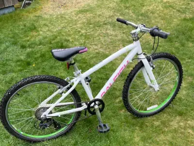 Girls”RALIEGH” mountain bike  7 speed “Lily24”, 8- 12 years old, View more