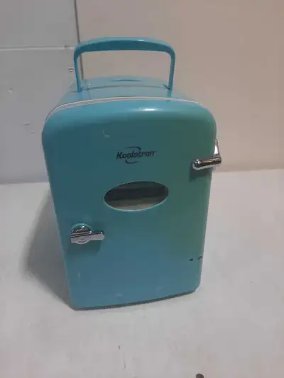 Koolatron Retro Mini Cooler, View more