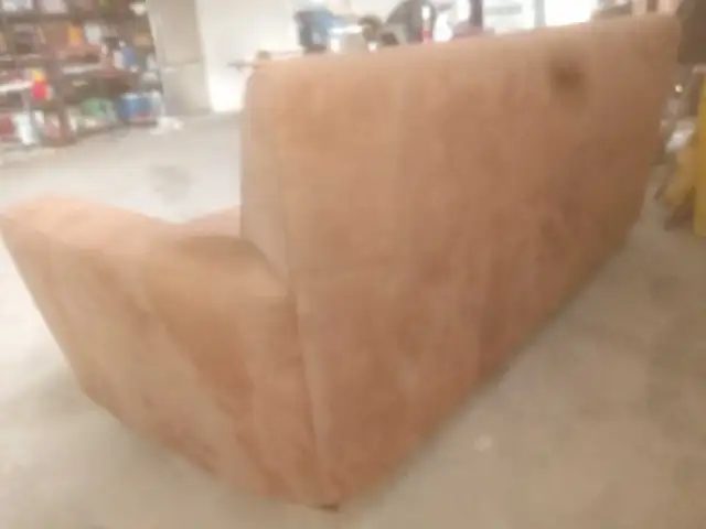 Couch for sale in Coaldale in Couches & Futons in Lethbridge - Image 2