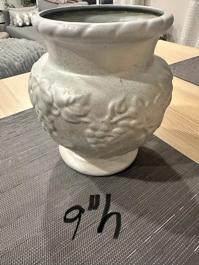 CERAMIC POT