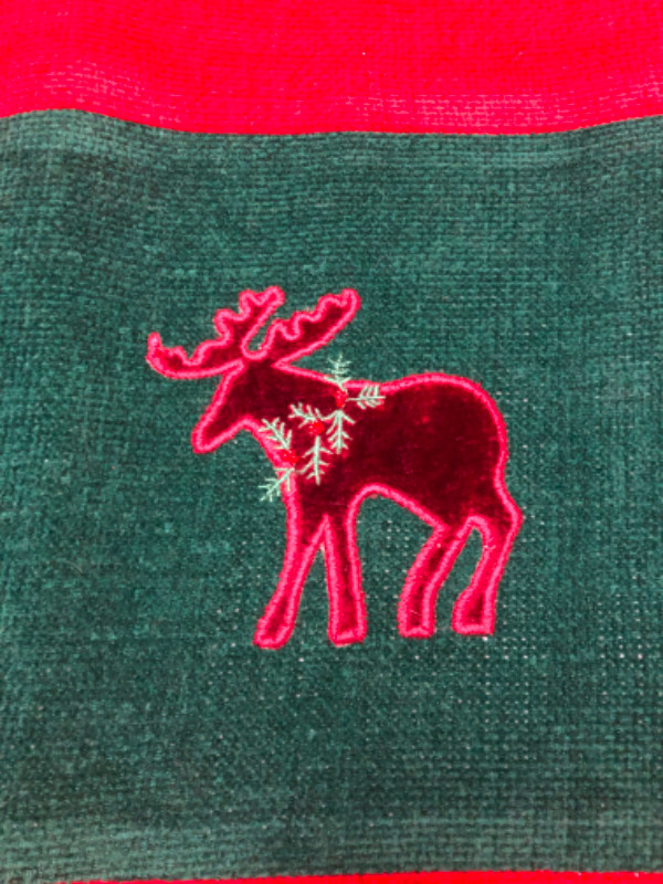 moose table runners in Holiday, Event & Seasonal in Cape Breton