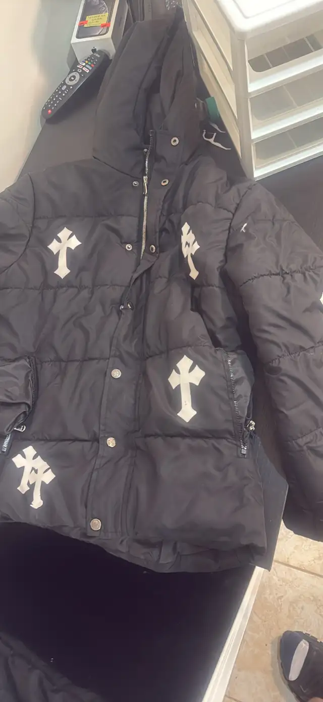 Chrome Hearts Puffer Jacket in Men's in Mississauga / Peel Region - Image 2