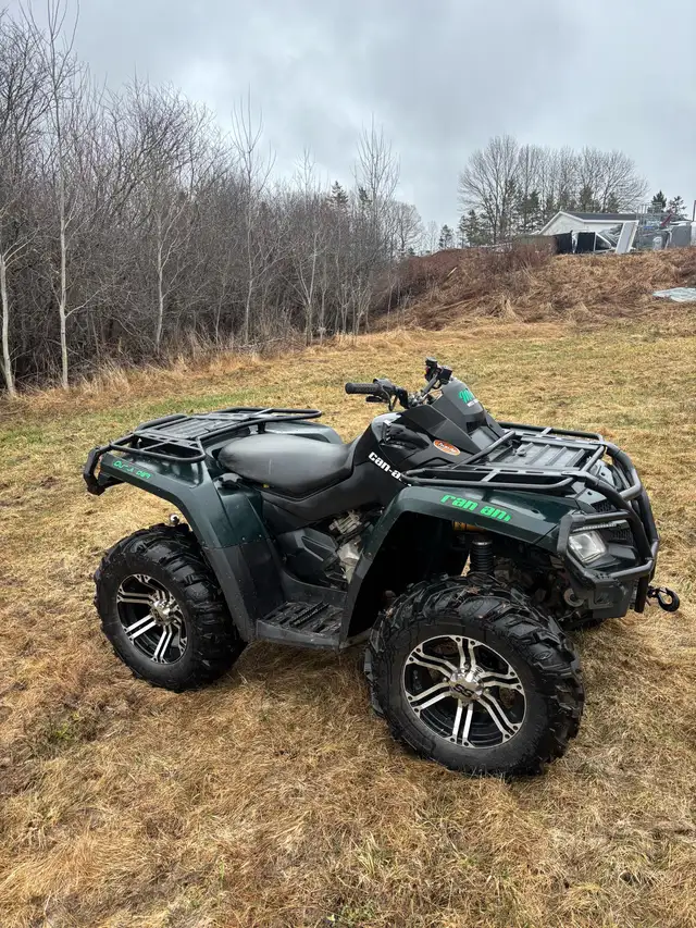 2008 can am outlander 800xt in ATVs in Truro - Image 3