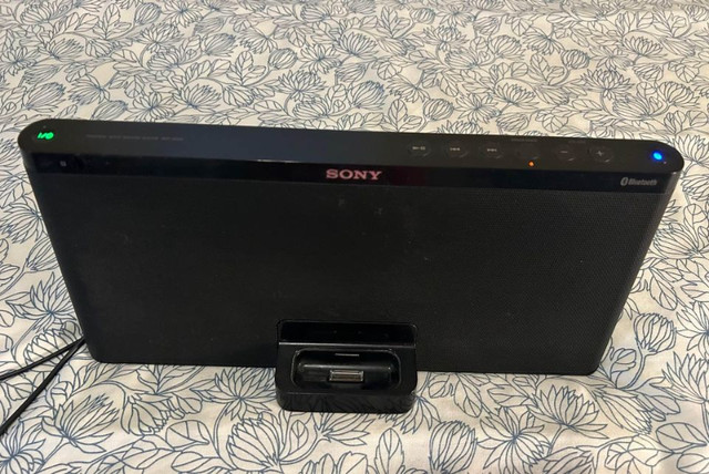 Sony RDP-X60iP personal audio docking /speaker sound system in Speakers in Ottawa