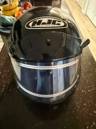 HJC CS AIR Snowmobile full-faced helmet is great for winter weather. Lightweight protection with ele...