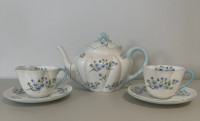 Rare Vintage Shelley Rd272101 (2) Tea Cups/Saucers & (1) Teapot