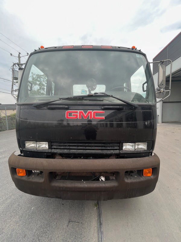 Camion GMC TSR 8500  2004 dans Autos et camions  à Longueuil/Rive Sud - Image 2