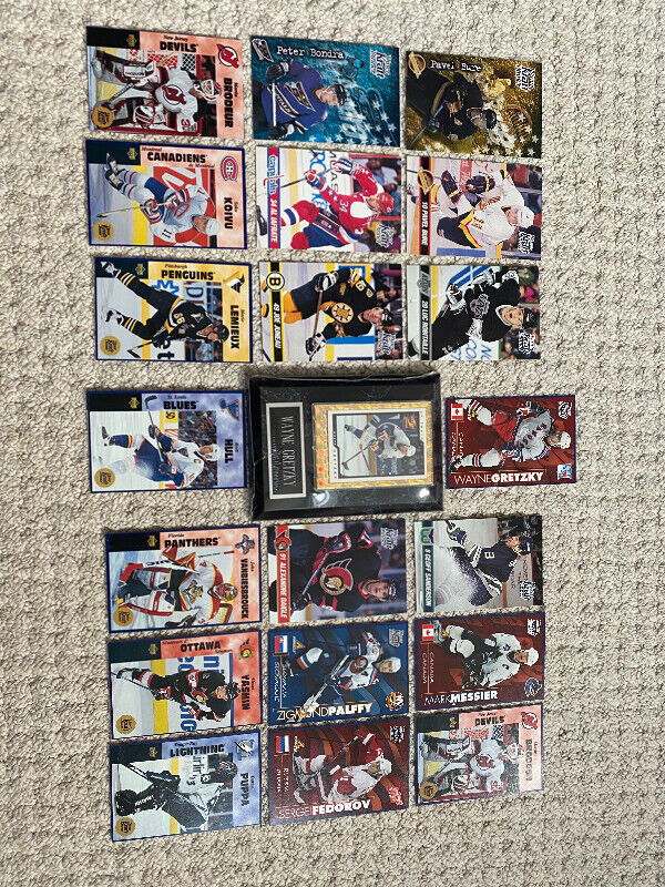 NHL Upper deck craft 1997 / 1998 postcards $35 in Arts & Collectibles in Strathcona County