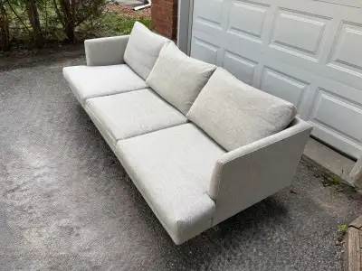 Article Sofa - Delivery Included !, View more