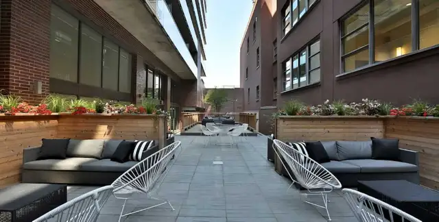 IMMEDIATE | 1 BED | CONDO | CORKTOWN | ASAP | LAUNDRY | SUBWAY