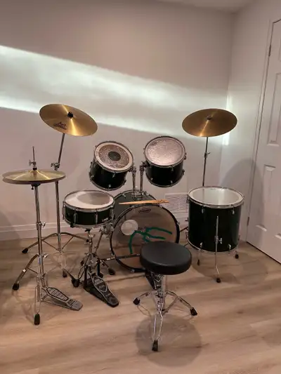 5-piece Pearl Forum Series Drum Set - Dark Green, View more