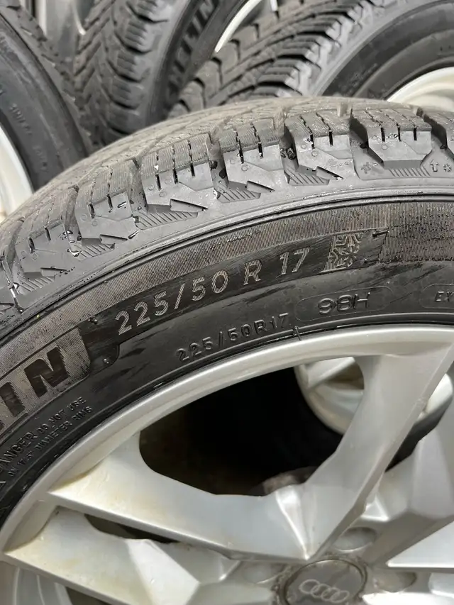 Michelin X Ice Winter Snow tires - LIKE NEW! | Tires & Rims | City of ...