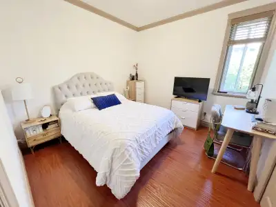 Entire 2-Bedroom Suite for Rent – 2013 newly house Near Lougheed