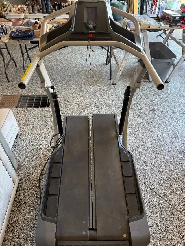 Bowflex Treadclimber 2.0  in Exercise Equipment in Regina - Image 3