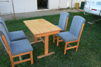 Dinette Table and Chairs - RV