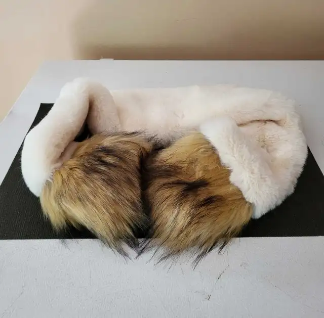 Faux Fur Scarf- White with brown fur