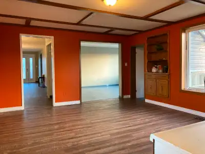 BLENHIEM  HOUSE  FOR  RENT  (to own)