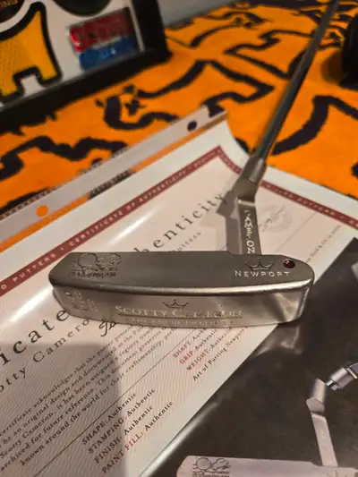 Scotty Cameron Tour Dot Newport CoA Titleist Putter Baby T Grip, View more