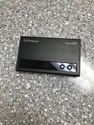 Roland Mobile UA-M10, View more