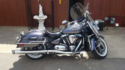 1 owner well maintained and always garaged. 4" Freedom dual racing mufflers, 5 speed transmission 17...
