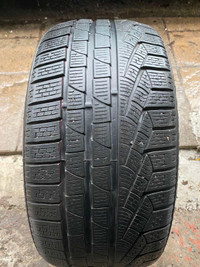 2 pneus d’hiver pirelli 235/35R19