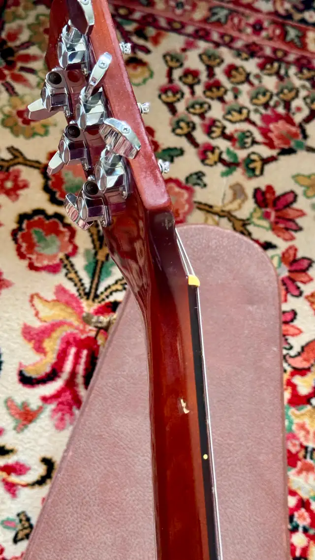 Univox Limited Edition DoubleCutaway Les Paul Special (MIJ ) in Guitars in City of Toronto - Image 6