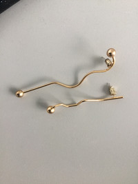 Artistic earrings 
