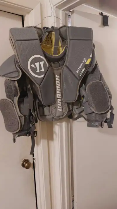 Warrior Goalie chest protector, View more