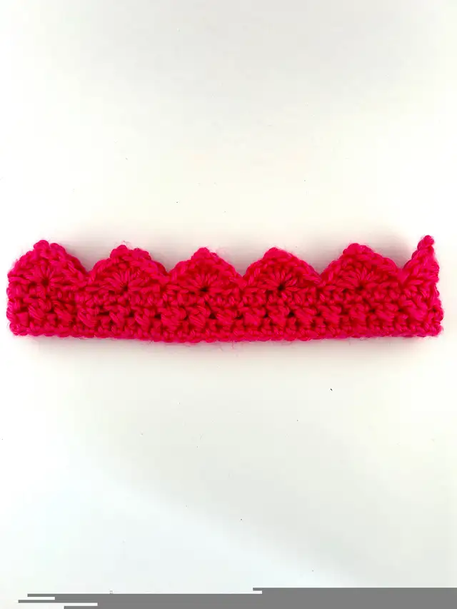 Couronne fait à la main - handcrafted crown64840220211202121