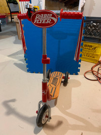 Vintage Red Radio Flyer Scooter - Great Condition