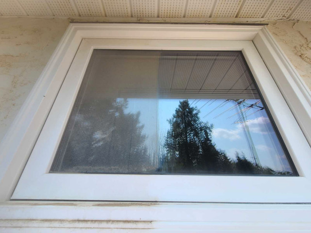 SPRING SALE!!! WINDOW CLEANING | 15% Off - St. Albert in Cleaners & Cleaning in St. Albert - Image 3