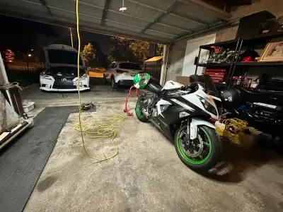2015 Kawasaki ZX6R 636 Certifed Comes with Safety Certifcate Recent maintenance within last 6-7 mont...