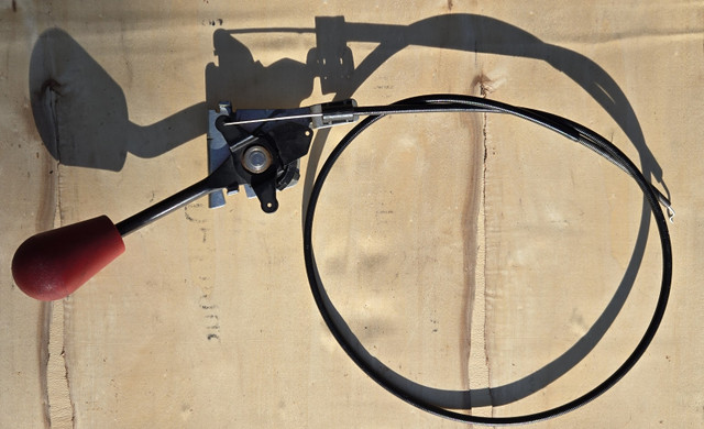 Lawn Tractor HD Throttle Cable 45 Inches Total Length. E.U.C. in Lawnmowers & Leaf Blowers in Kawartha Lakes - Image 2