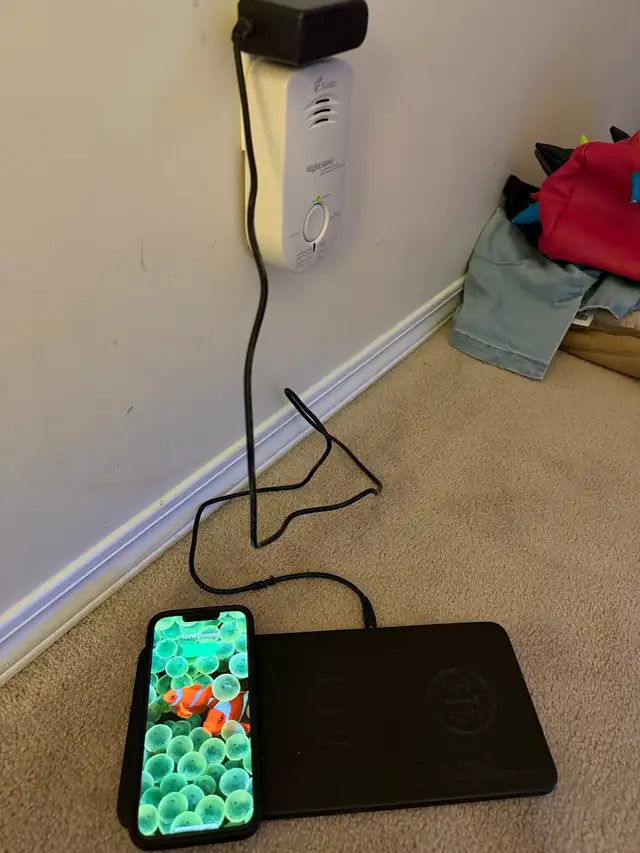 Wireless Charging Pad for 3 devices545245025681418241