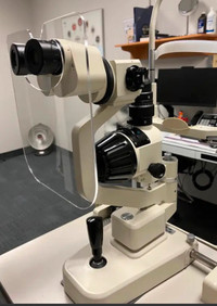 Slit lamp topcon