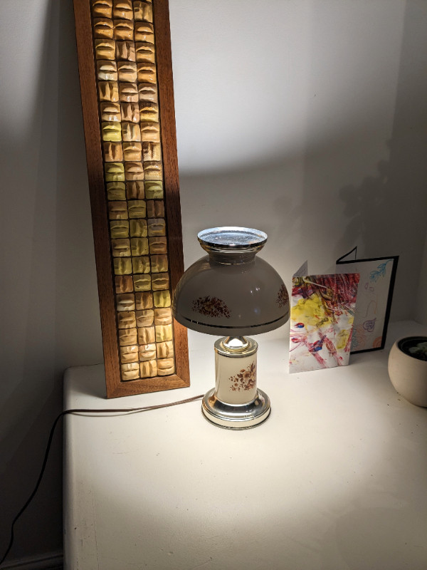 Small Mid-century Hurricane Style Table Lamp in Indoor Lighting & Fans in Edmonton - Image 4