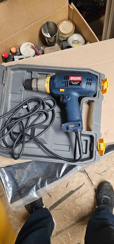 It's brand new never used, $45 416-857-9659 call or text Ryobi the clutch driver Ryobi D45CK Corded...