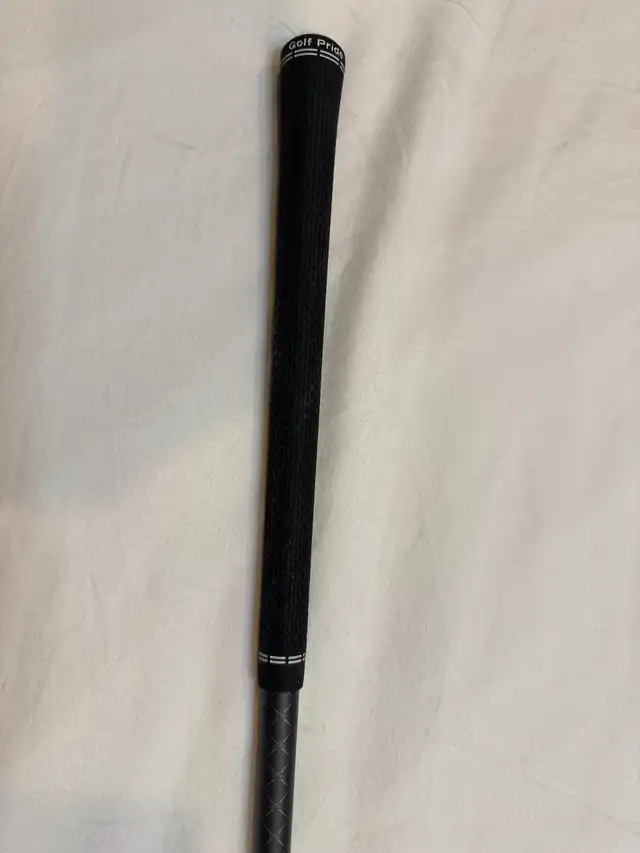Titleist TSR3 Driver - 9.0° - Stiff Flex - RH in Golf in Windsor Region - Image 10