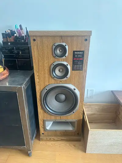 1 VINTAGE TECHNICS SB 2866 WOOD GRAIN FLOOR SPEAKER STEREO , View more