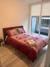 Private Master Bedroom in Downtown Toronto - All Inclusive