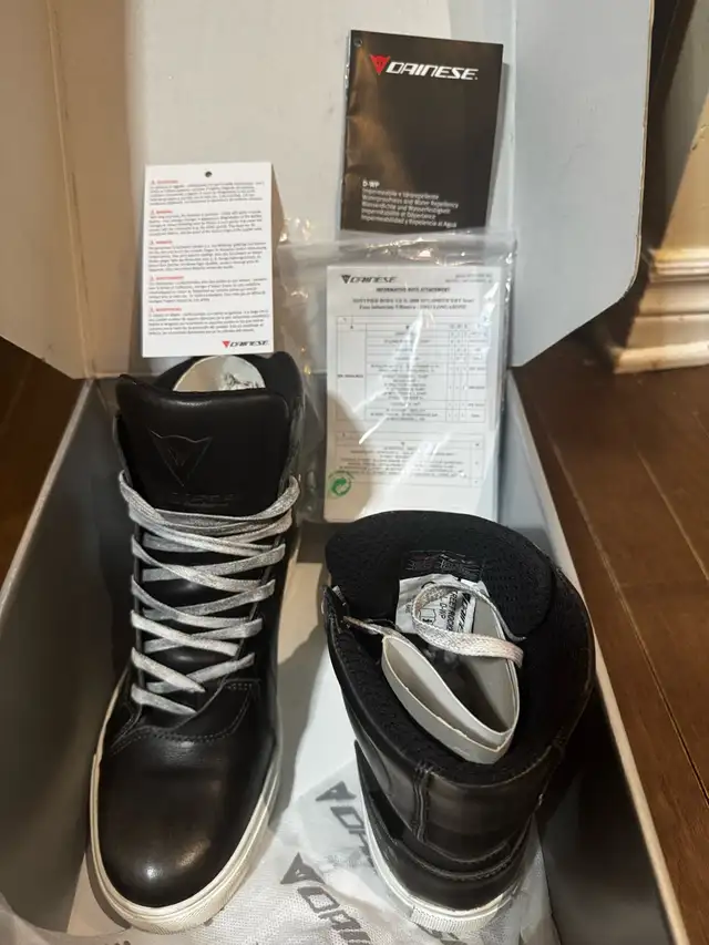Dainese Street Rocker D-WP Boots (US 6 / EU 38) - Like New! in Motorcycle Parts & Accessories in Ottawa - Image 6